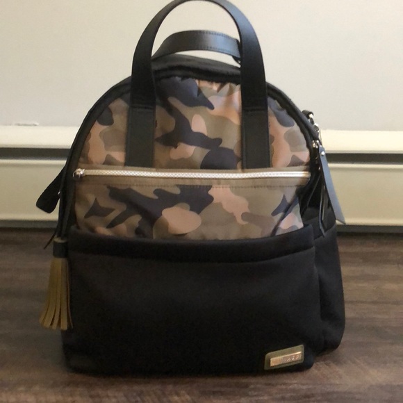 skip hop nolita camo